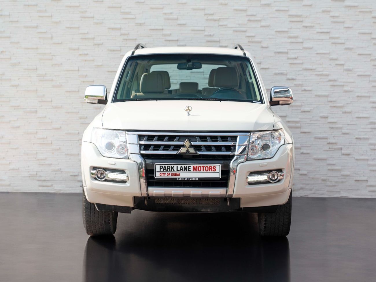 ميتسوبيشي باجيرو GLS Top 3.5L