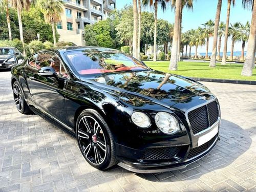 بنتلي كونتيننتال جي تي GCC V8 CARBON FIBRE EDITION SINGLE OWNER