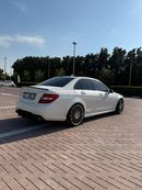 Mercedes-Benz C 63 AMG Std 6.2L