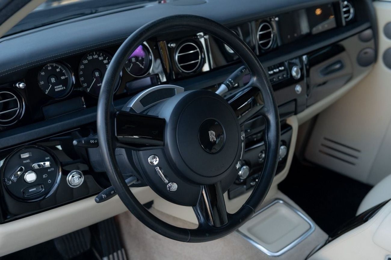 Rolls-Royce Phantom VII V12 6.75