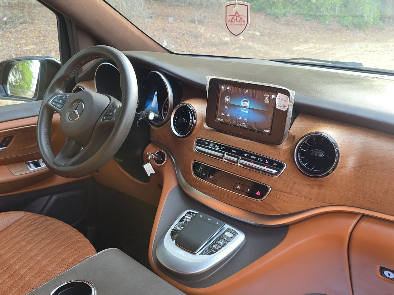 مرسيدس بنز V 250 Std 2.1L