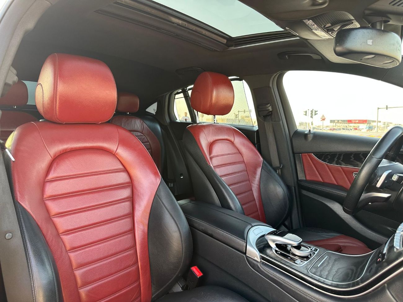مرسيدس بنز GLC 250 Coupe AMG 2.0L