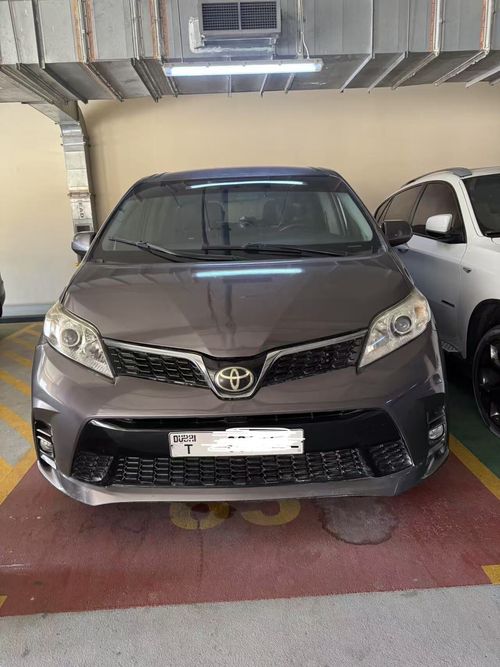 Toyota Sienna 3.5L