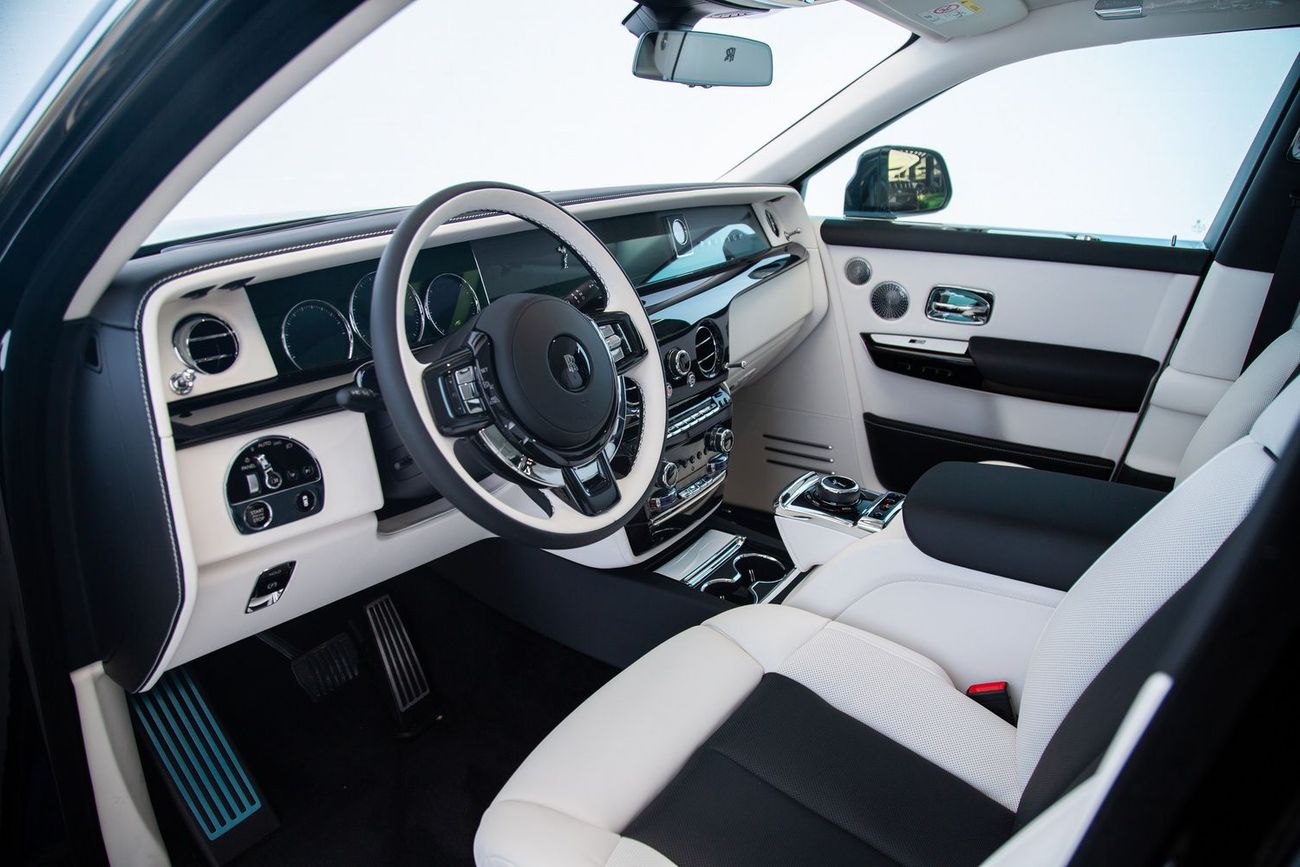 Rolls-Royce Phantom EWB 6.8L