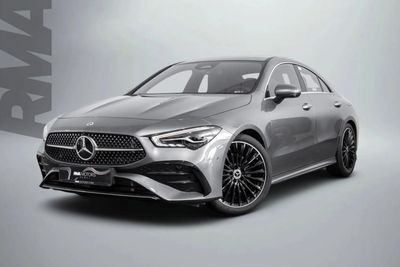 مرسيدس بنز CLA 200 Premium 2.0L Premium 1.3L