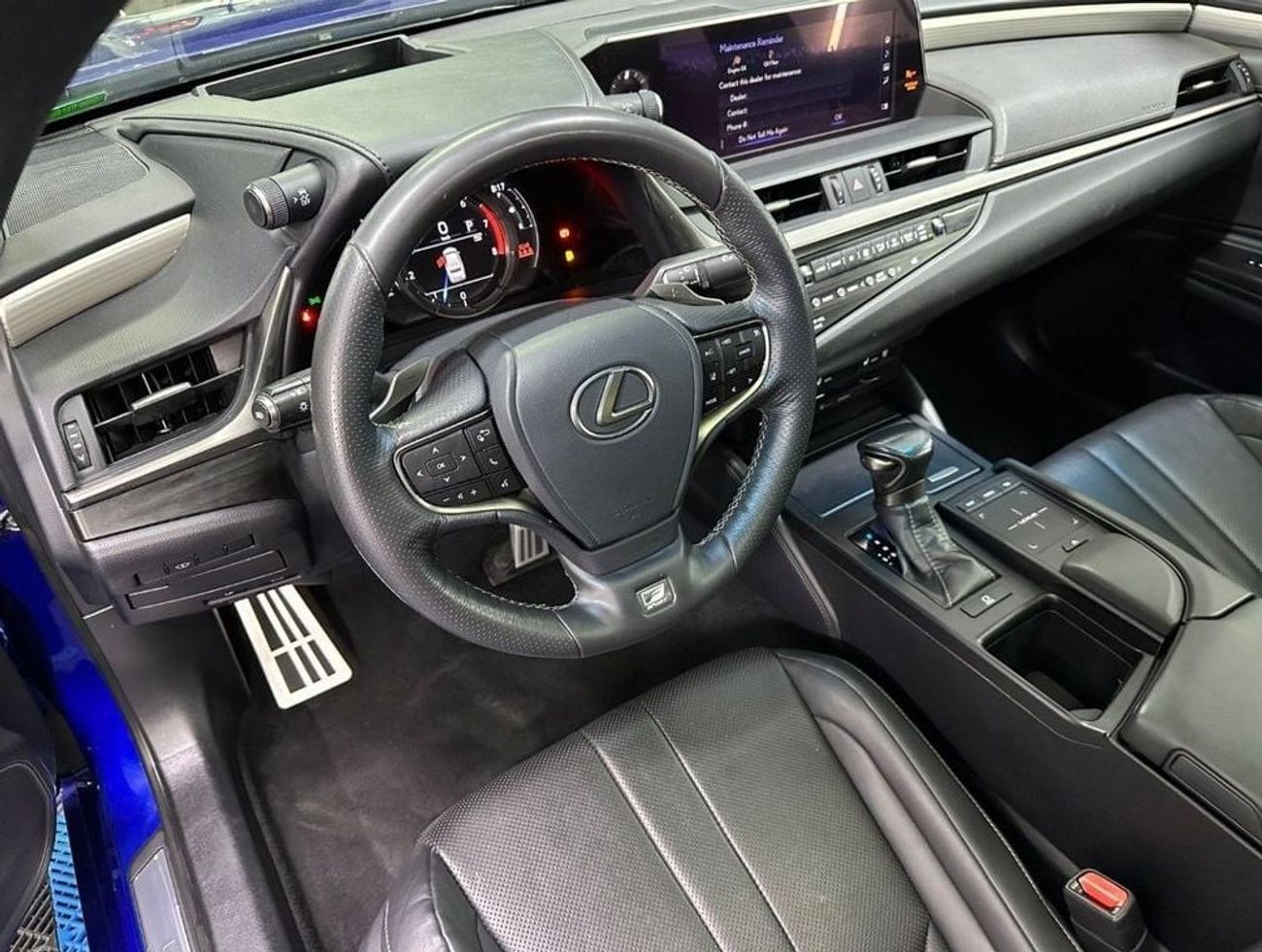 لكزس ES 350 F Sport 3.5L (302 HP)