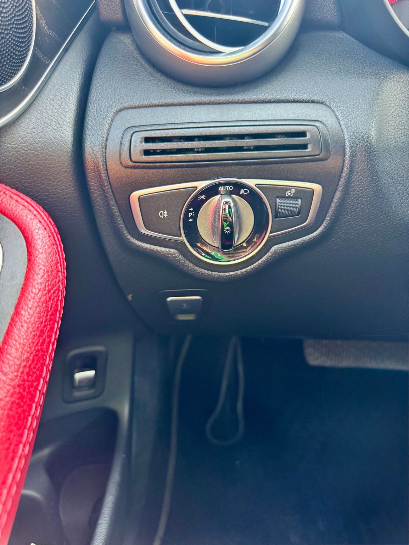 Mercedes-Benz GLC 300 4MATIC 2.0L