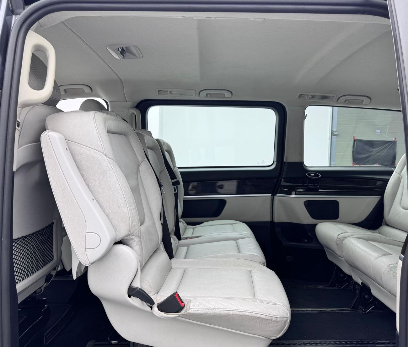 مرسيدس بنز V 250 2018 Mercedes-Benz V250, Full Service History, Warranty, Excellent Condition, GCC