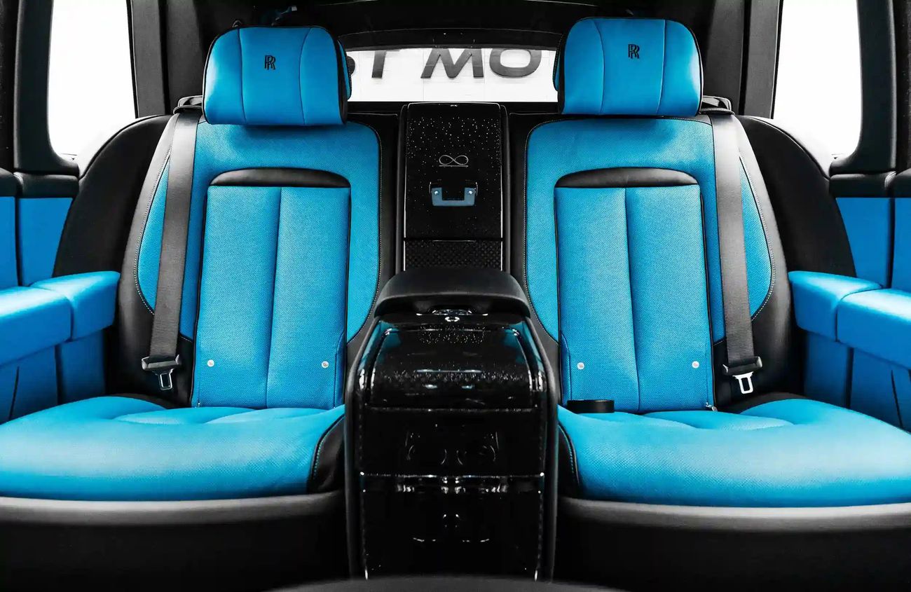 Rolls-Royce Cullinan 6.75L V12 Twin-Turbocharged Engine