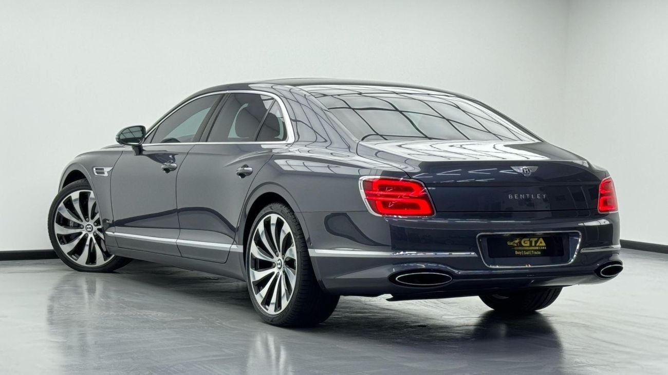 بنتلي كونتيننتال فلاينج سبر W12 2021 Bentley Continental Flying Spur W12, Warranty, 2026 Bentley Service Pack, Very Low Kms, GCC