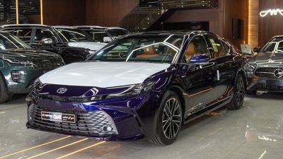 تويوتا كامري تويوتا كامري Lumiere 2 5L Hybrid