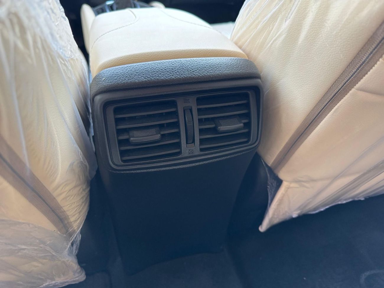 نيسان روج SV 2.5L / BLIND SPOT / RADAR / BIG SCREEN / IN PERFECT CONDITION