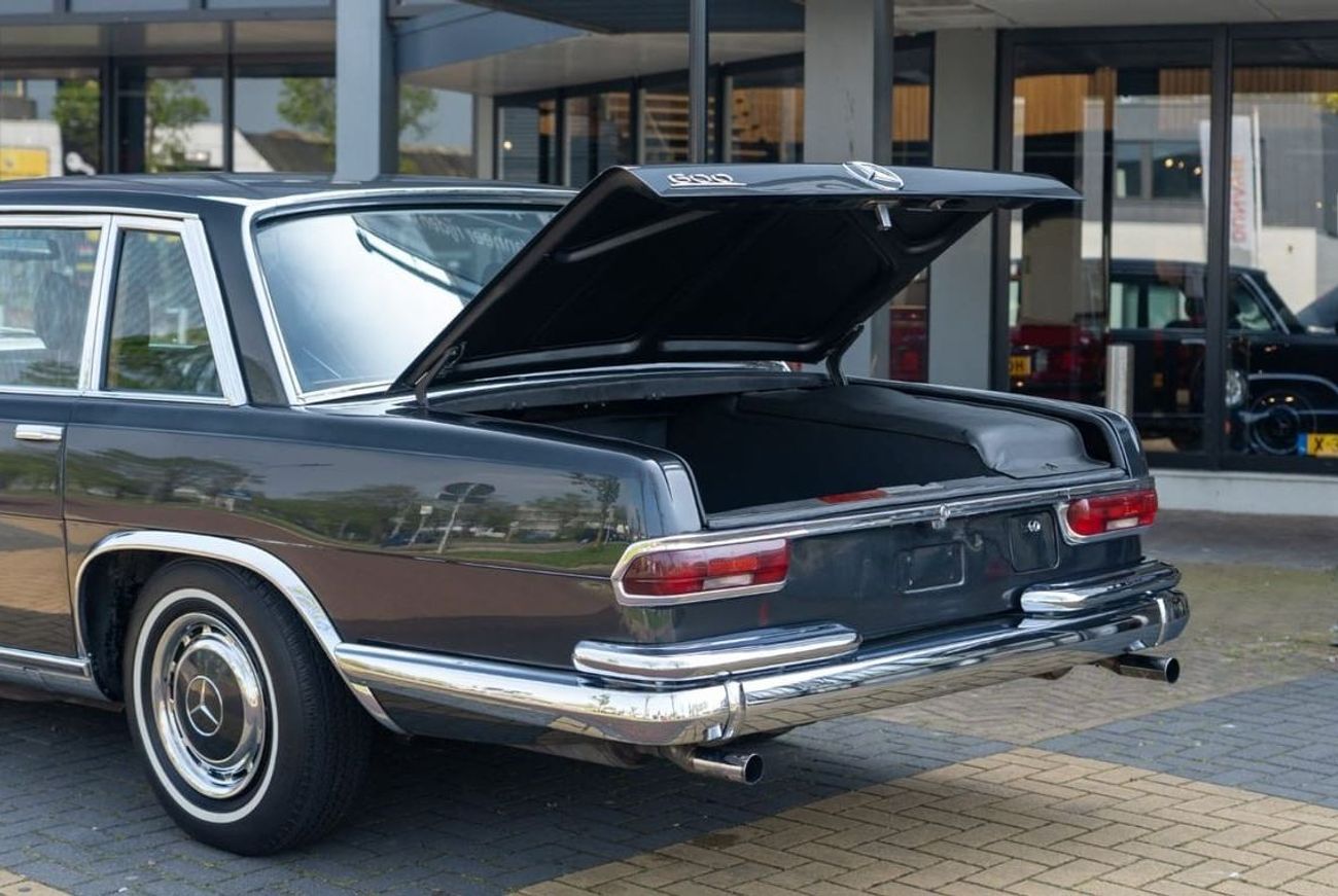 Mercedes-Benz 600 W100 SWB