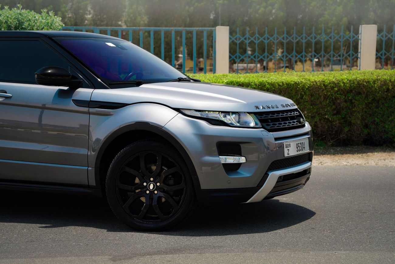 لاند روفر رانج روفر إيفوك HSE Dynamic 2.0L (5 Door)
