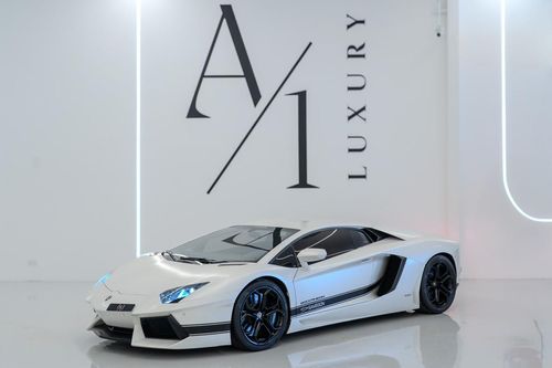 Lamborghini Aventador 6.5L V12 2012 Lamborghini Aventador LP700-4 Boccanera Samsson, Very Low Kms, GCC