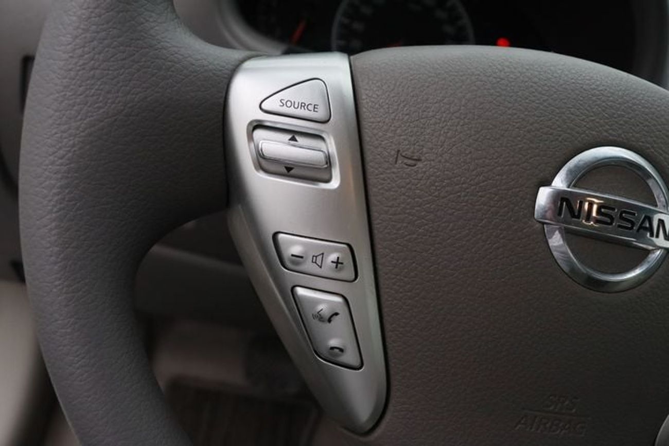 نيسان صني SV 1.5