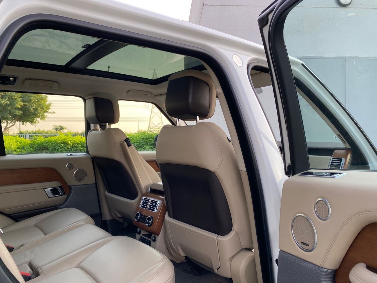لاند روفر رينج روفر HSE 3.0L (380 HP)