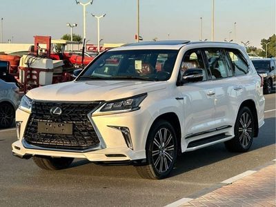لكزس LX 570 سيجناتشر