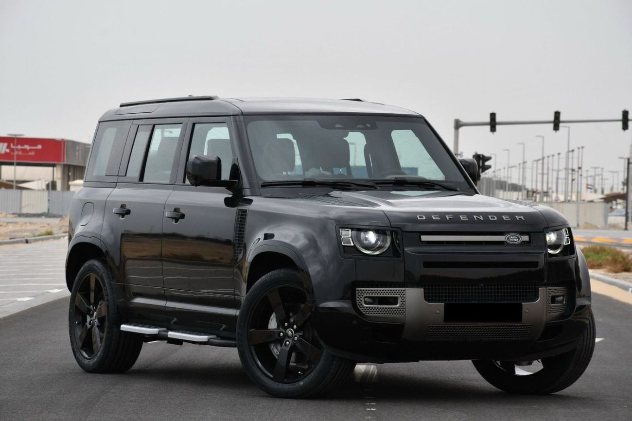 Land Rover Defender P400 90 HSE 3.0L (6 Seater) Land Rover Defender X dynamic HSE P400 V6 110  GCC 5 years warranty