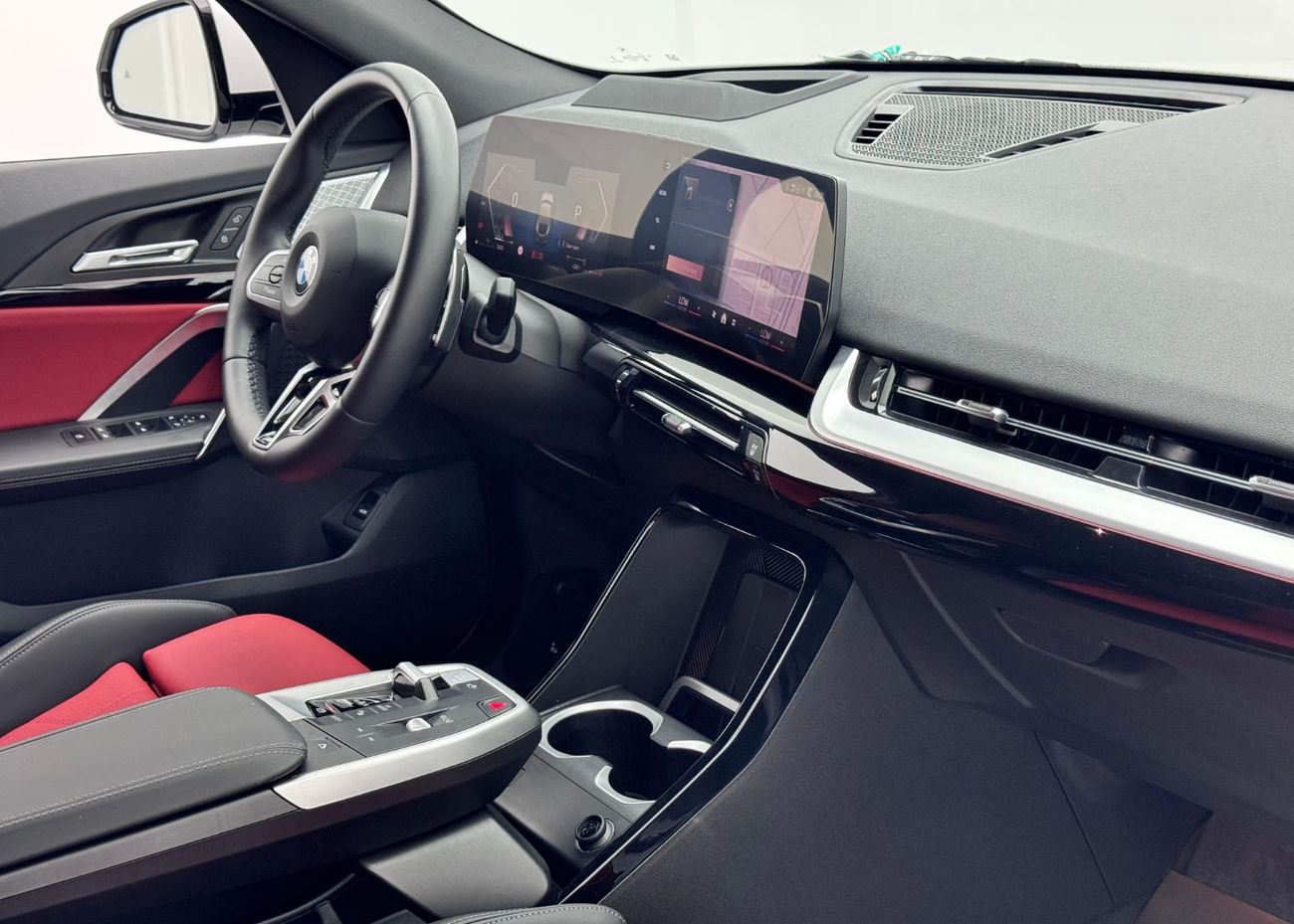بي أم دبليو X2 2025 BMW X2 sDrive18i, June 2029 BMW Warranty + Service Contract, Full Option, Low Km, GCC