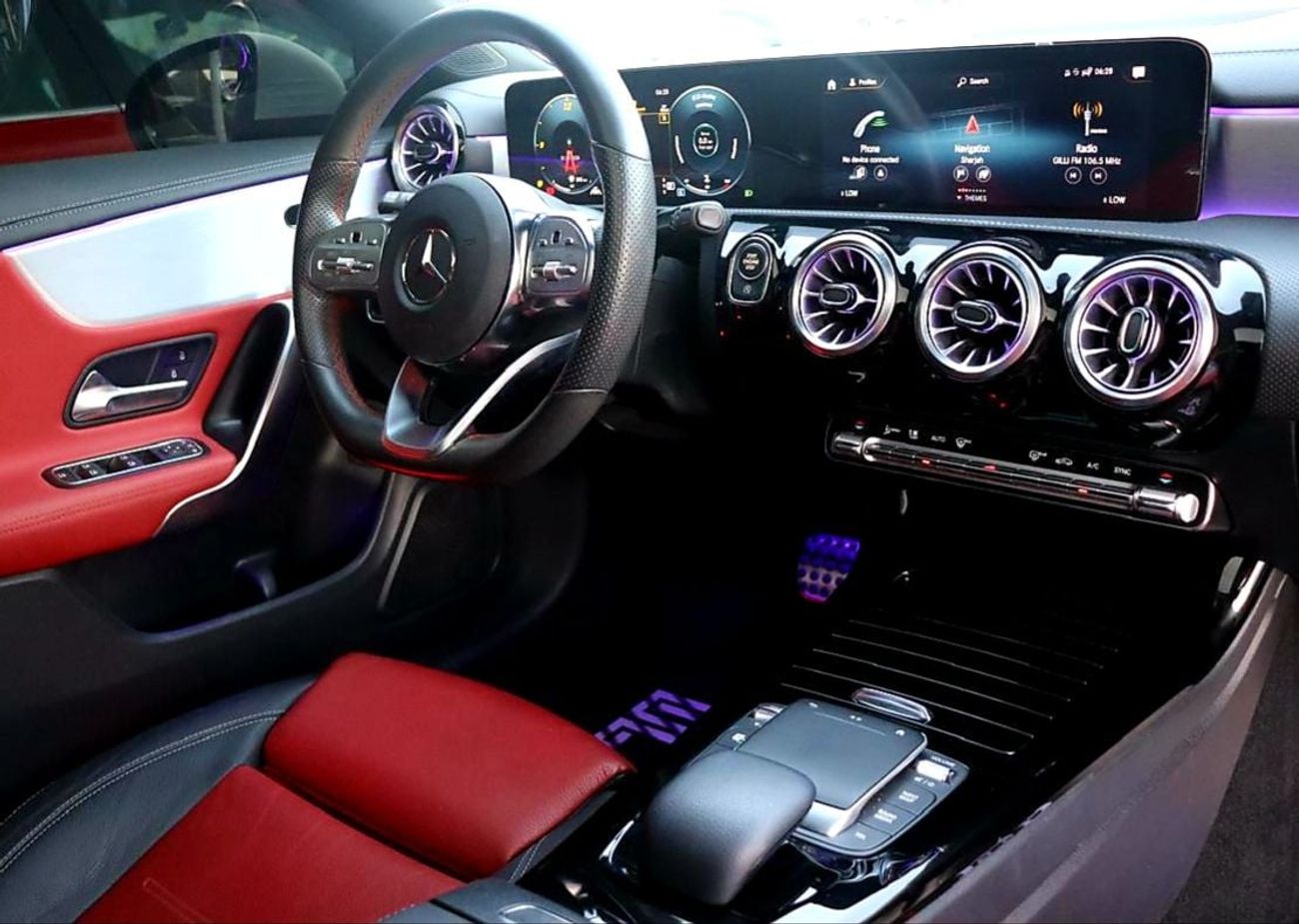 Mercedes-Benz CLA 250 MERCEDES-BENZ CLA250 GCC FULL OPTIONS CLEAN CAR