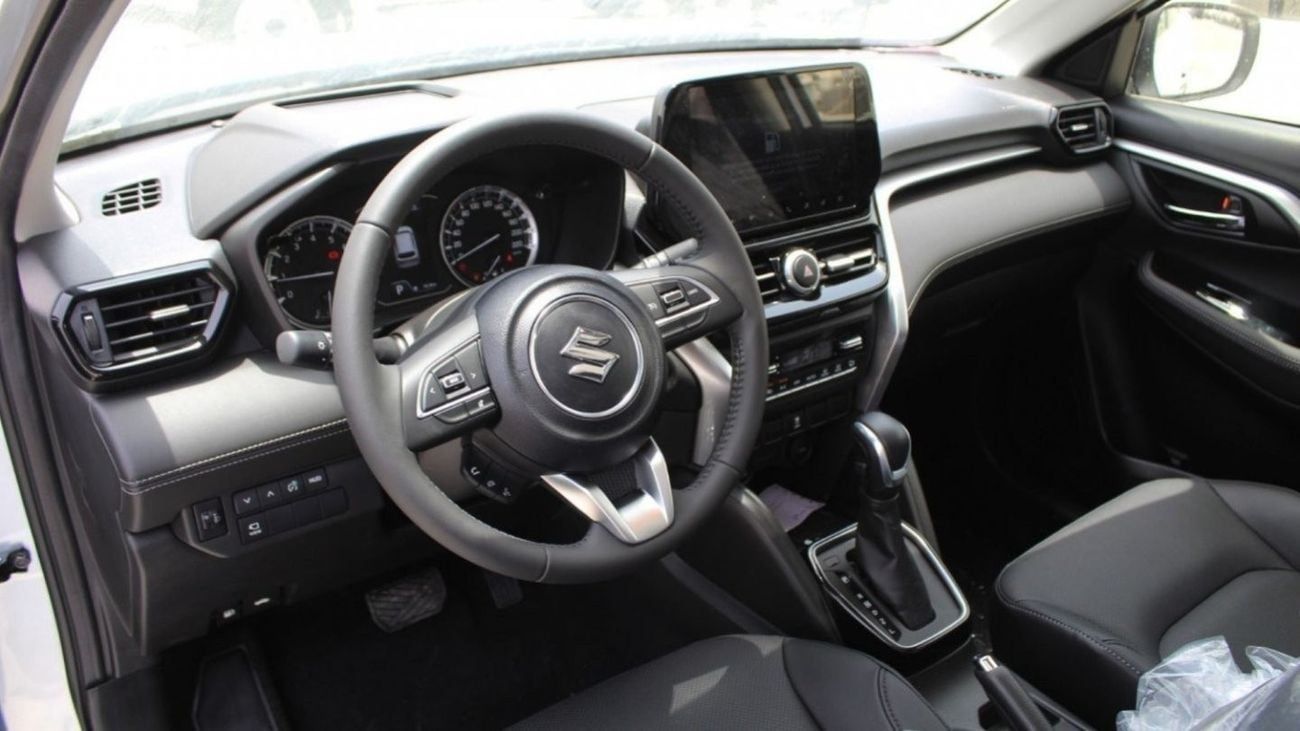 سوزوكي جراند فيتارا Suzuki grand vitara 4x2 AT 1.5l petrol MY2025