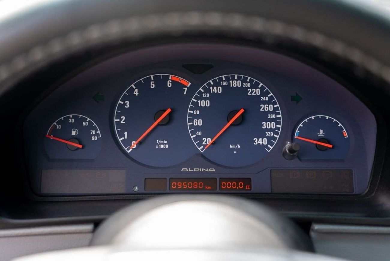 BMW Alpina B12 5.0 V12 Coupe