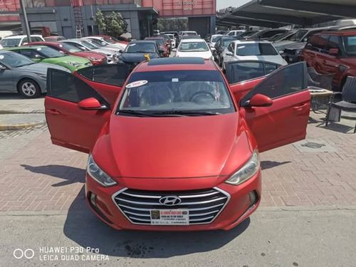 هيونداي إلانترا GL High 1.6L In excellent condition and requires no expense