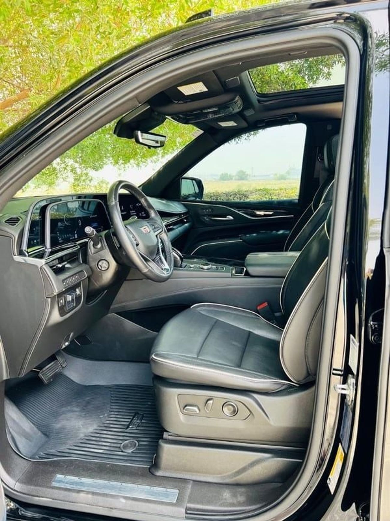 كاديلاك إسكالاد Sport Platinum 6.2L 4WD