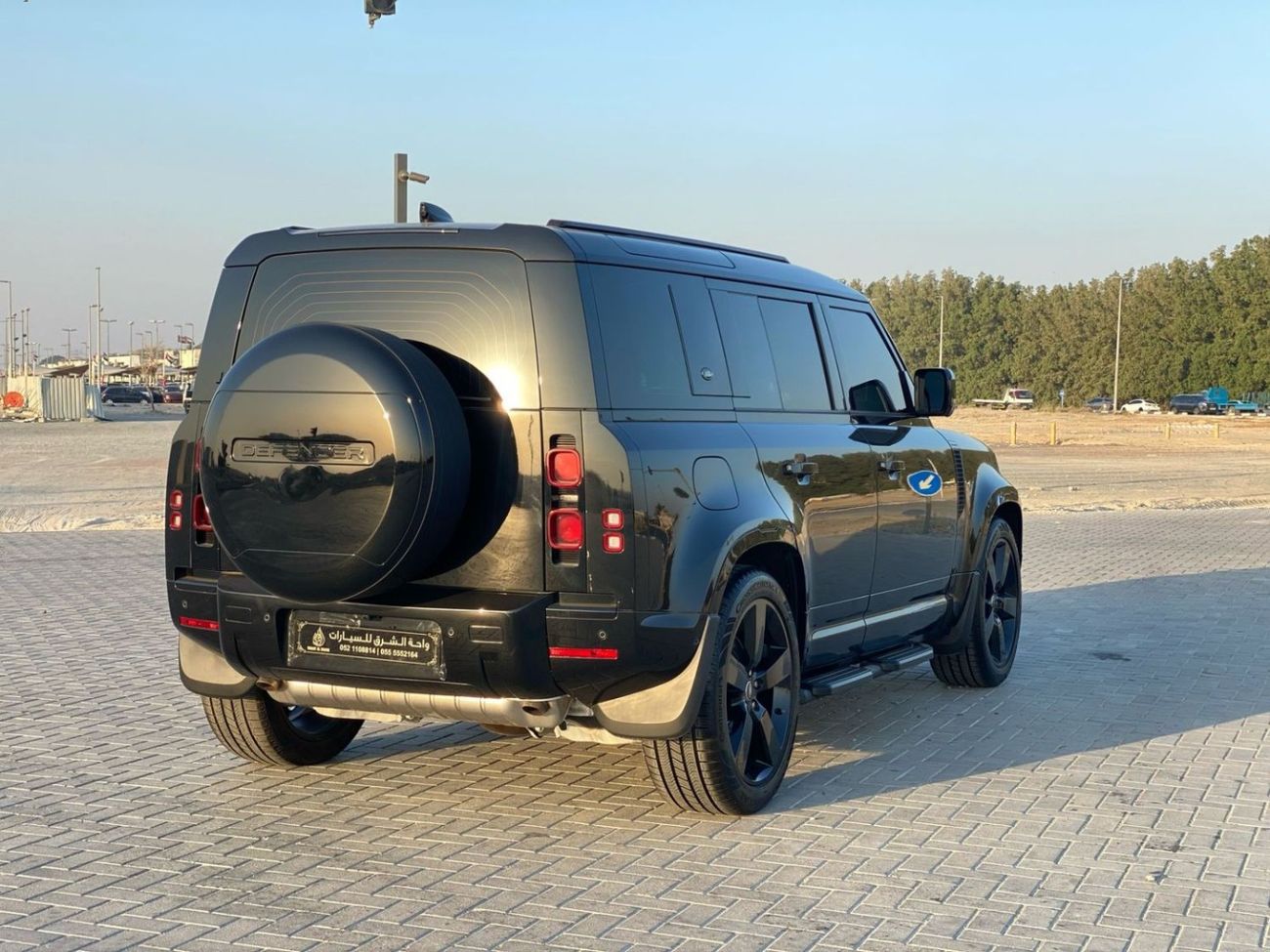 لاند روفر ديفندر P400 110 X-Dynamic HSE 3.0L (5 Seater)