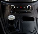 هيونداي H-1 Hyundai H1 2.4L VAN RWD 2020 GCC accident-free, in excellent condition, 820 P.M