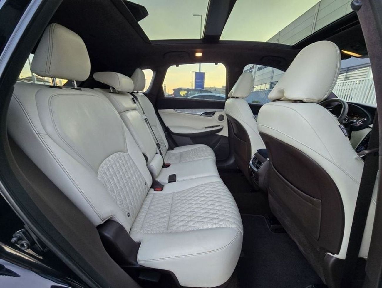 إنفينيتي QX50 Luxury 2.0L 4WD INFINITI QX50 2019 GCC ACCIDENT FREE // FULL OPITION // PERFECT CONDITION