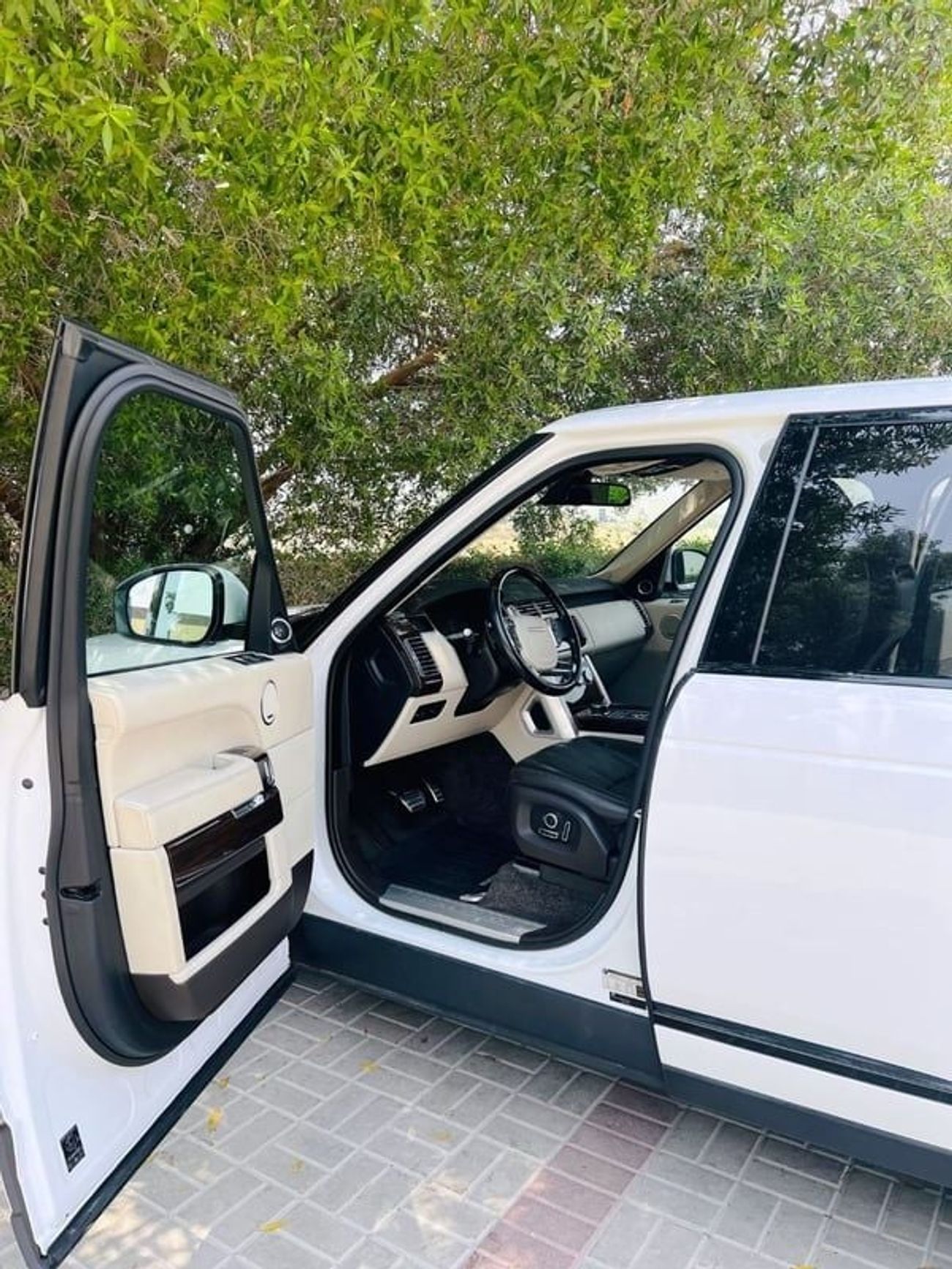 لاند روفر رينج روفر Supercharged 5.0L Range Rover Vogue (Supercharged)-2016- White (USA)