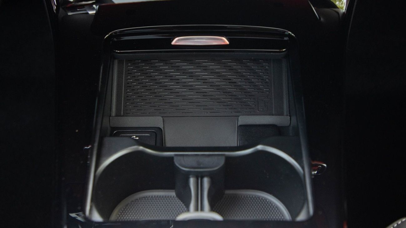Mercedes-Benz A 200 AMG Pack Sedan 1.3L GCC 5 Years warranty.