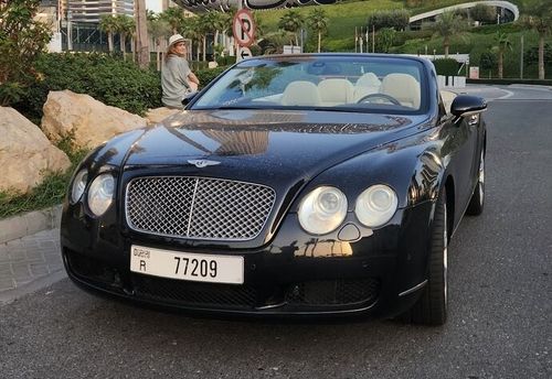 Bentley Continental GTC 6Liters W12