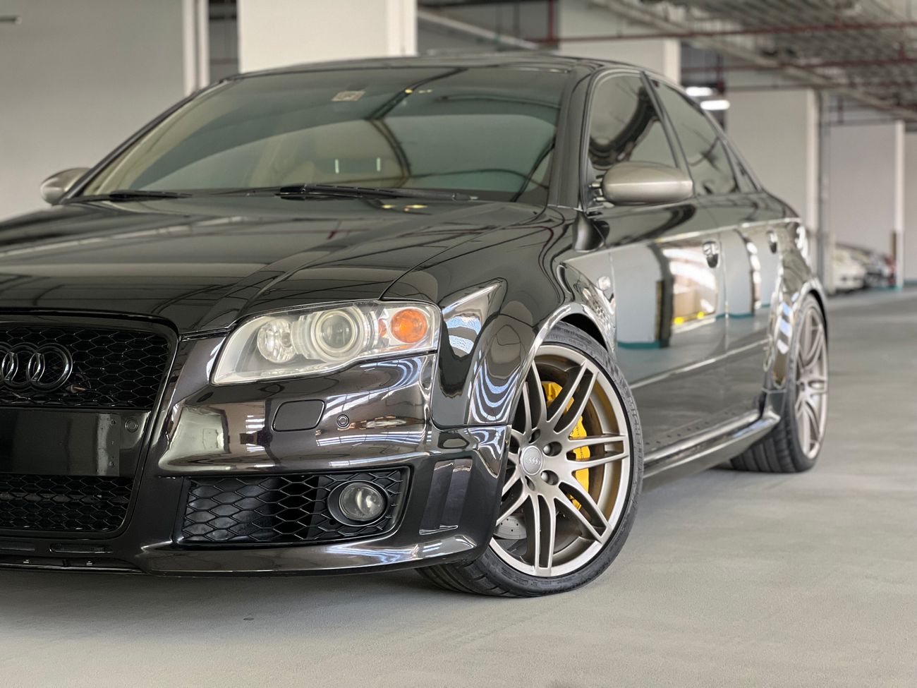 أودي RS4 B7 4.2 Quattro Manual 2006