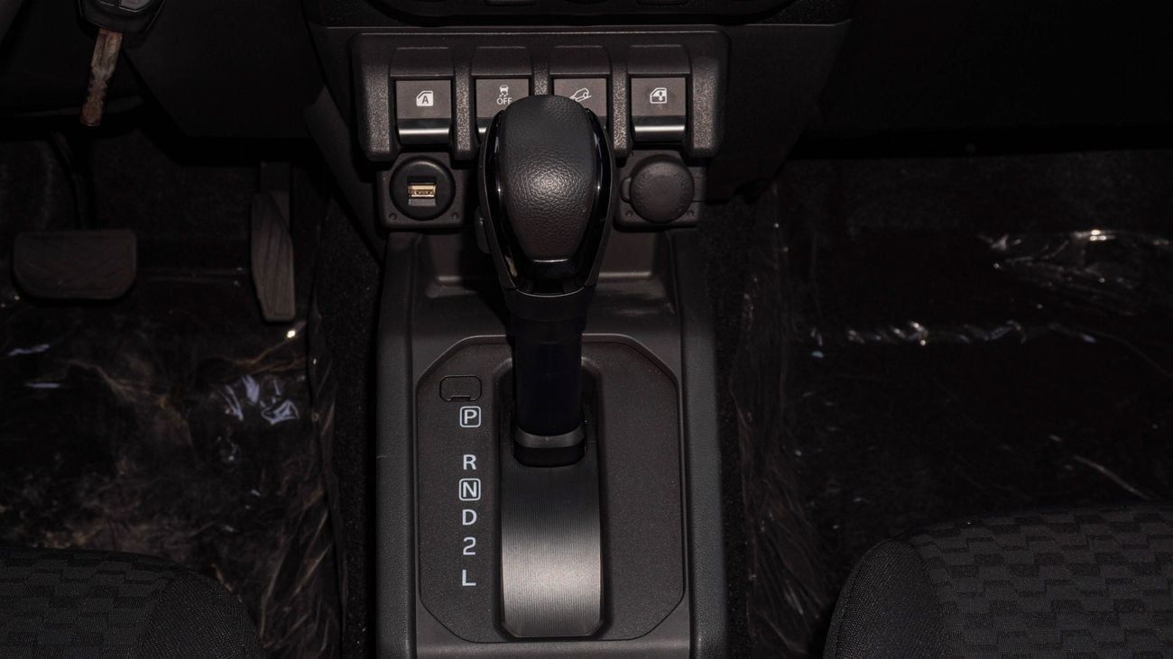 سوزوكي جيمني Suzuki Jimny 1.5L Petrol 4WD 5-Door GLX Auto