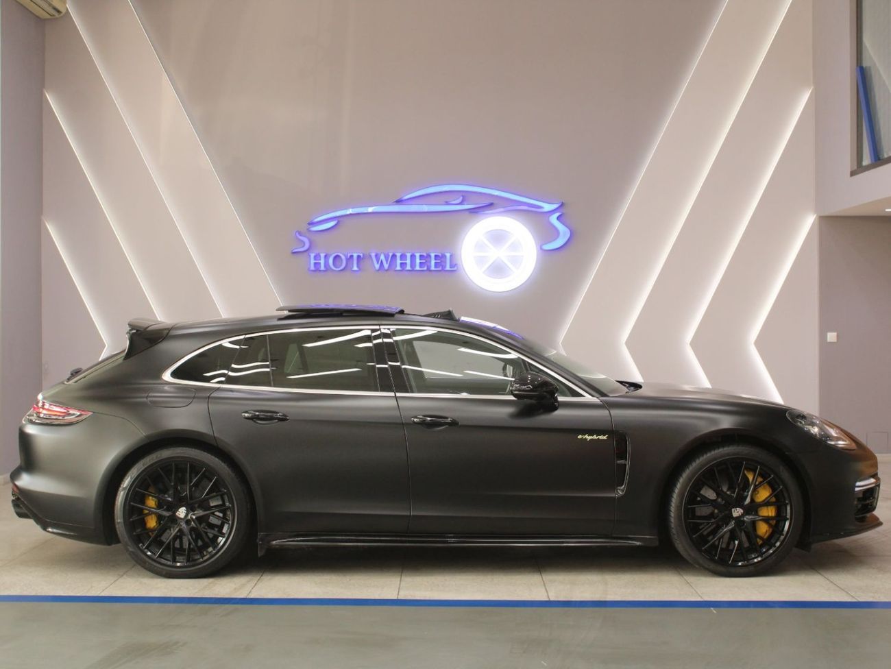 بورش باناميرا GT S E-HYBRID EDITION