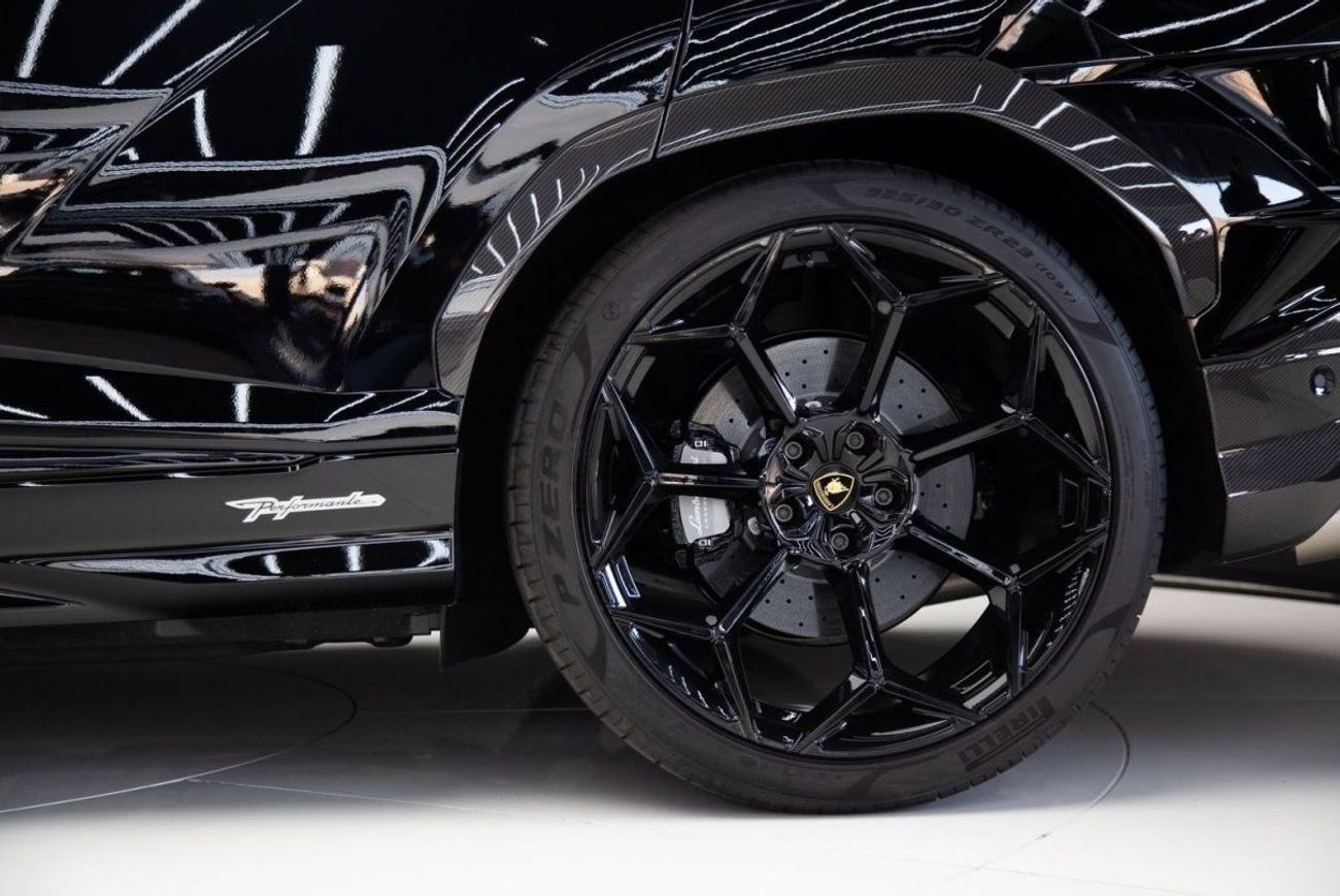 Lamborghini Urus PERFORMANTE