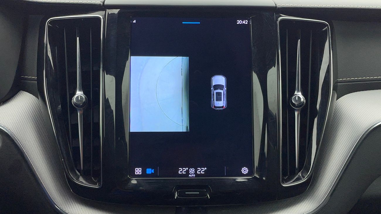 فولفو XC 60 B5 R DESIGN 2 | بدون دفعة مقدمة | اختبار القيادة في المنزل
