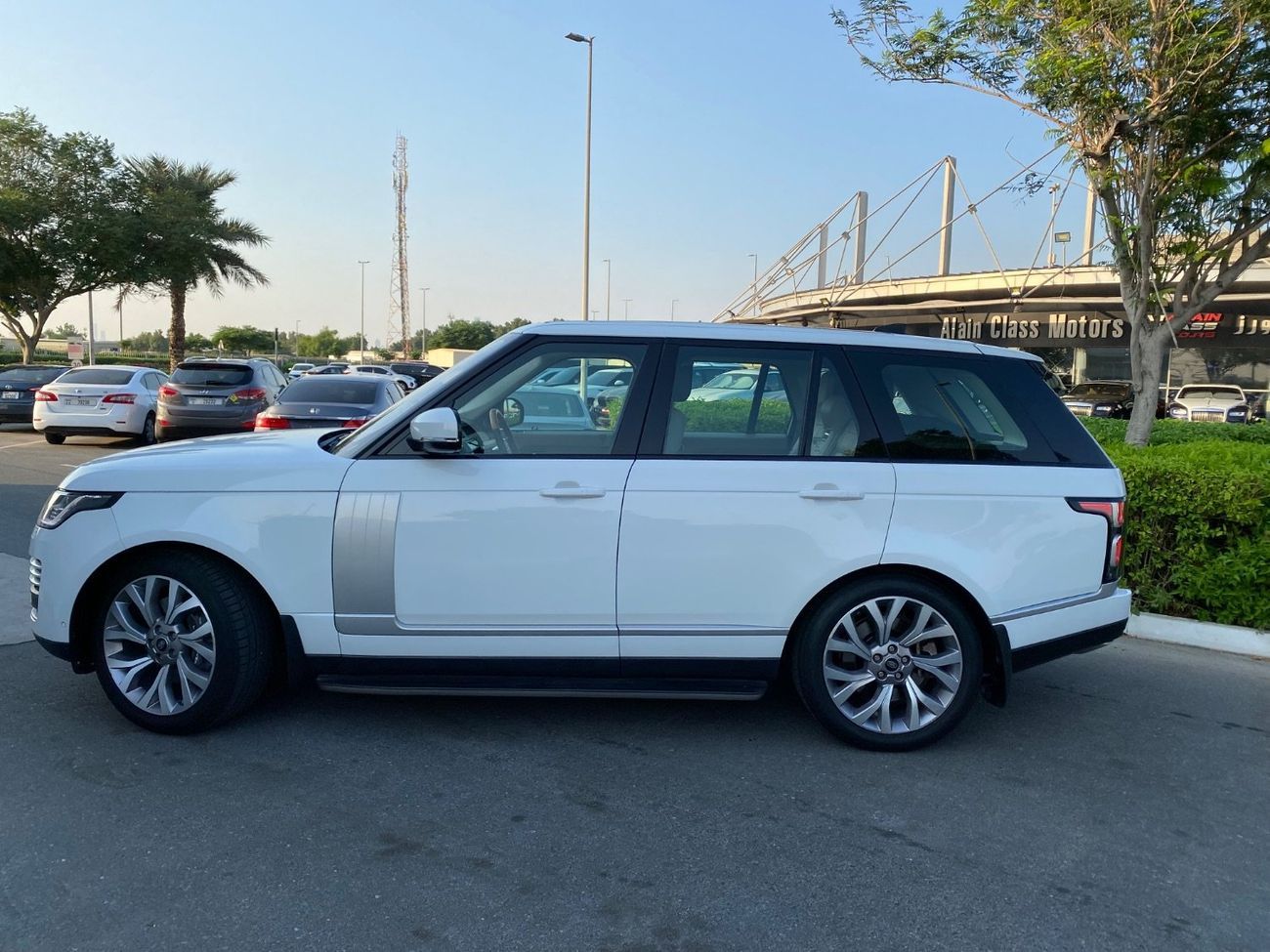 لاند روفر رينج روفر HSE 3.0L (380 HP)