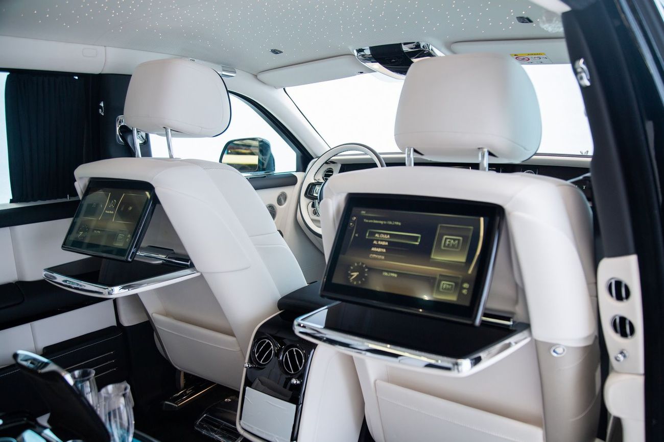Rolls-Royce Phantom EWB 6.8L
