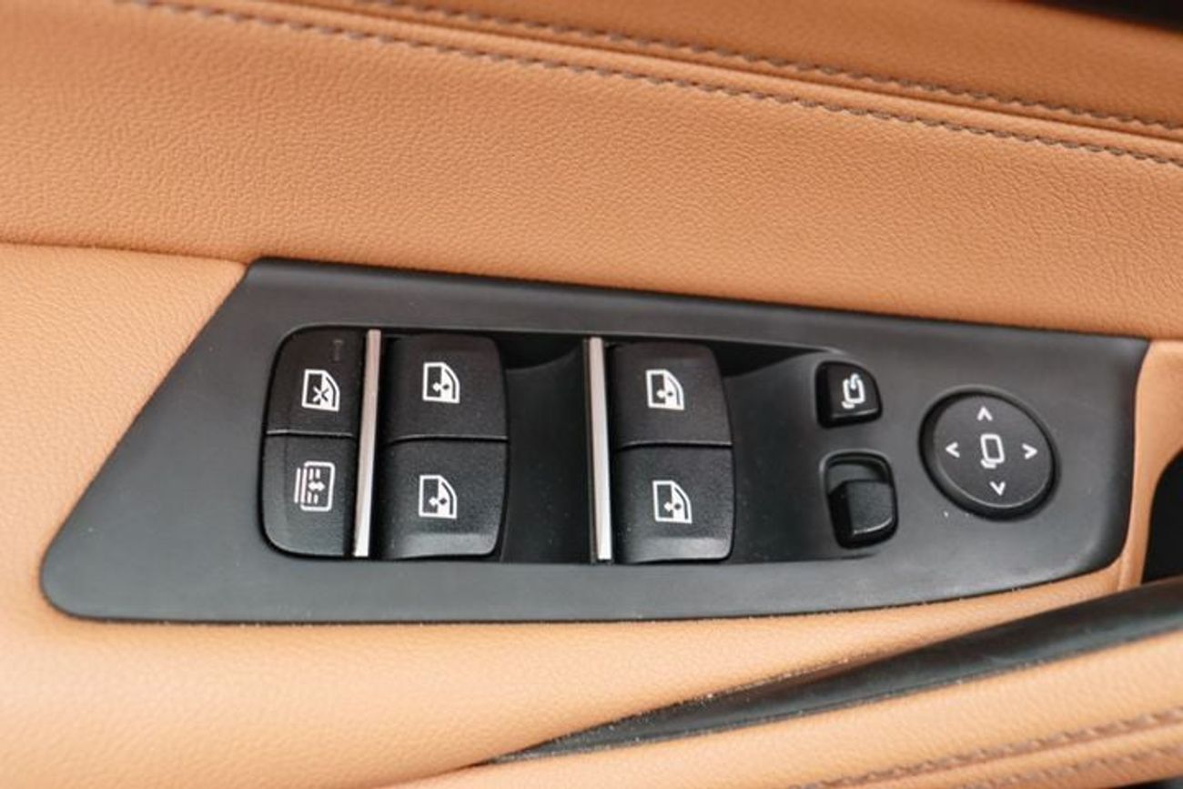 بي أم دبليو 520i JOY EDITION 2.0