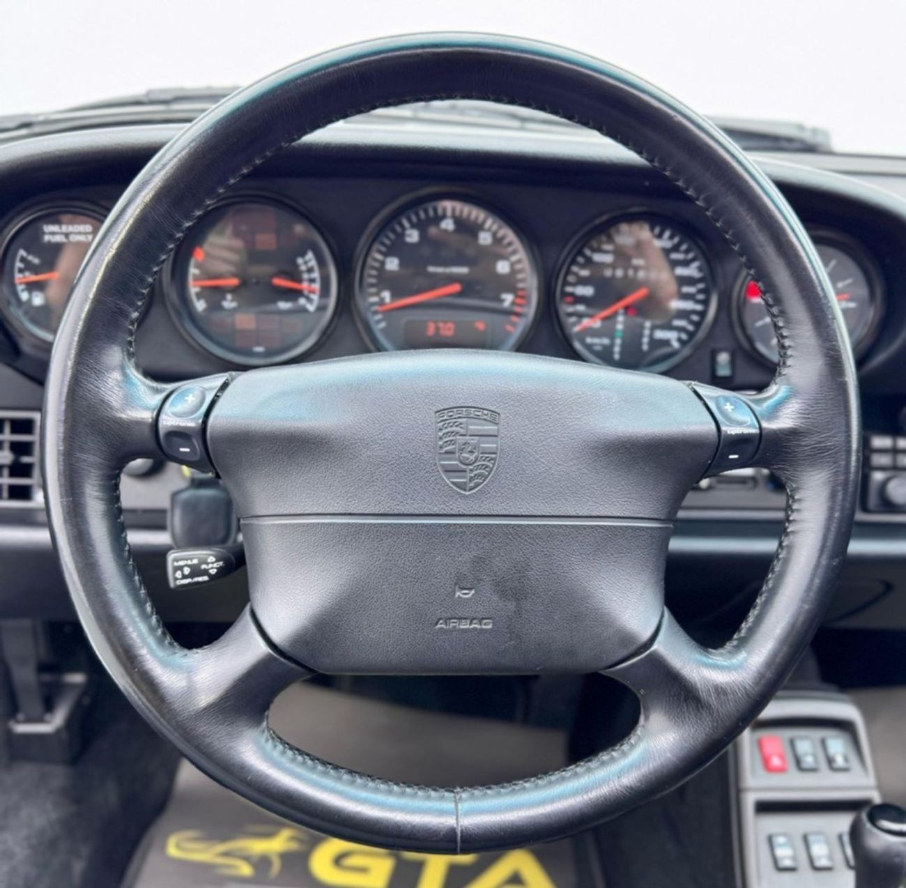 Porsche 993 1996 Porsche 993 Carrera 2 (Varioram), Service History