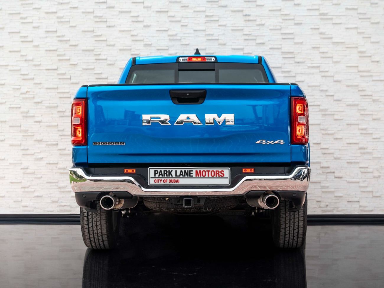 رام 1500 Bighorn Crew Cab 5.7L