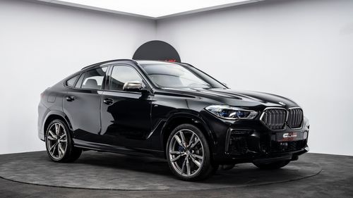 بي أم دبليو X6 M50i - Under Warranty