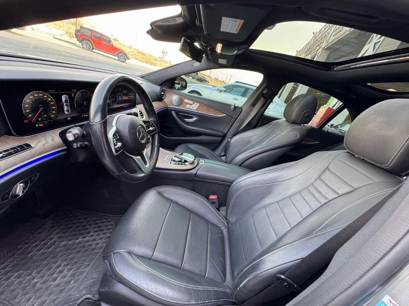 مرسيدس بنز E 450 Avantgarde 3.0L V6 3.0L TT /CLEAN TITLE / PANORAMIC SUNROOF / DIGITAL CLUSTER / PROMASTER SOUND SYST