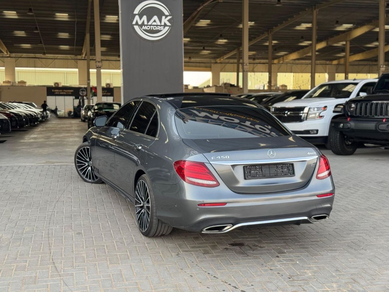 مرسيدس بنز E 450 Avantgarde 3.0L V6 3.0L TT /CLEAN TITLE / PANORAMIC SUNROOF / DIGITAL CLUSTER / PROMASTER SOUND SYST