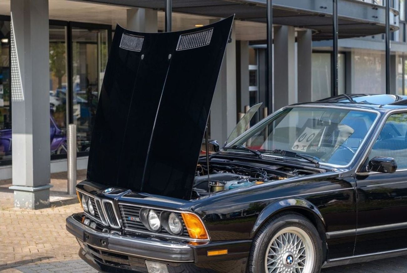 BMW M6 E24 M6 S38B35