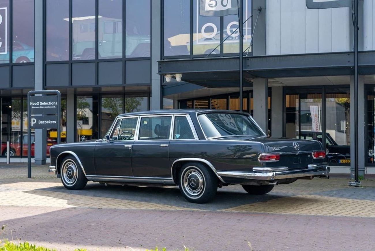 Mercedes-Benz 600 W100 SWB
